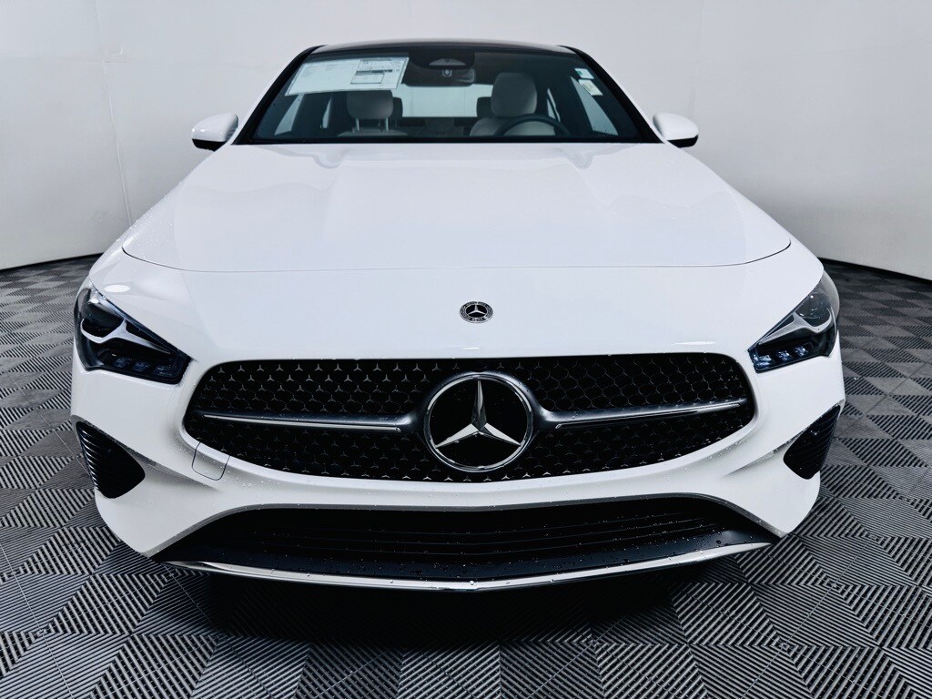 2025 Mercedes Benz CLA 250 4MATIC photo 2