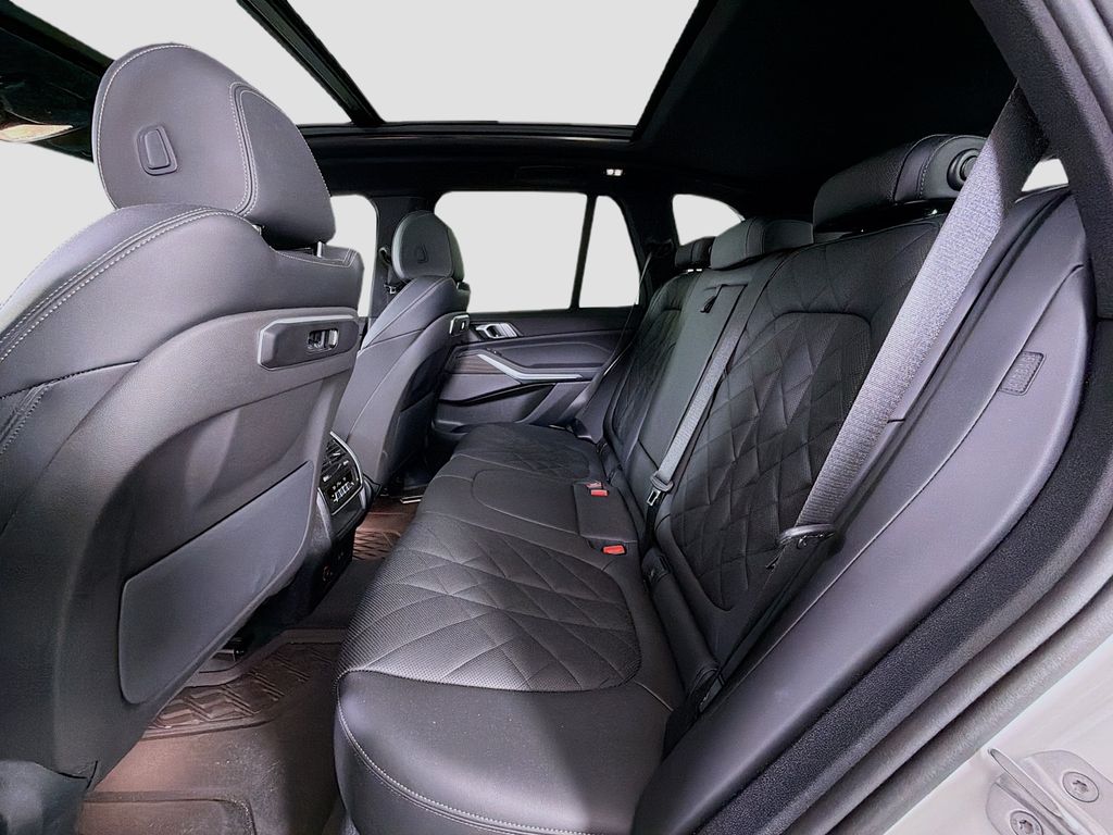 2025 BMW X5 25