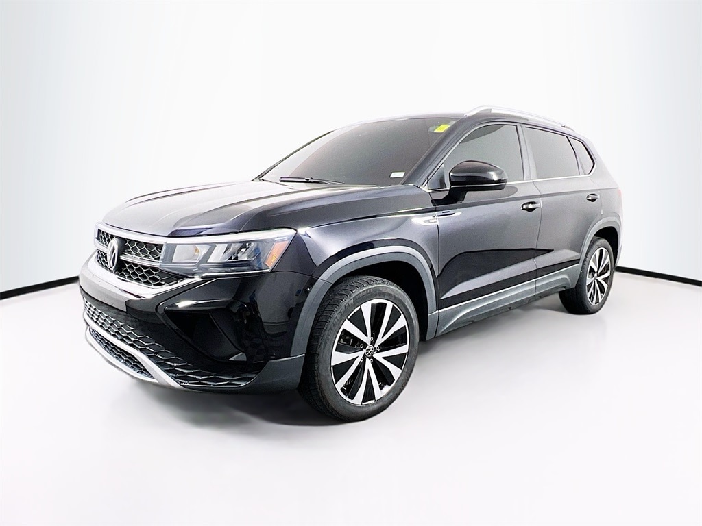 Used 2022 Volkswagen Taos 1.5T SE SUV