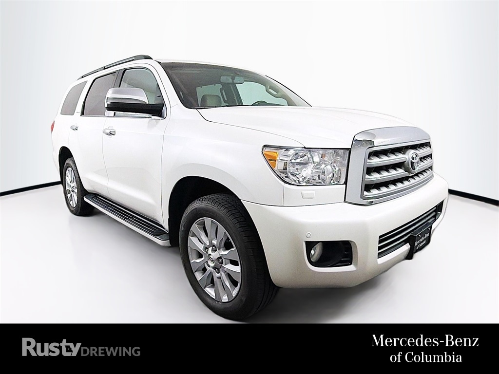 2014 Toyota Sequoia Platinum's photo
