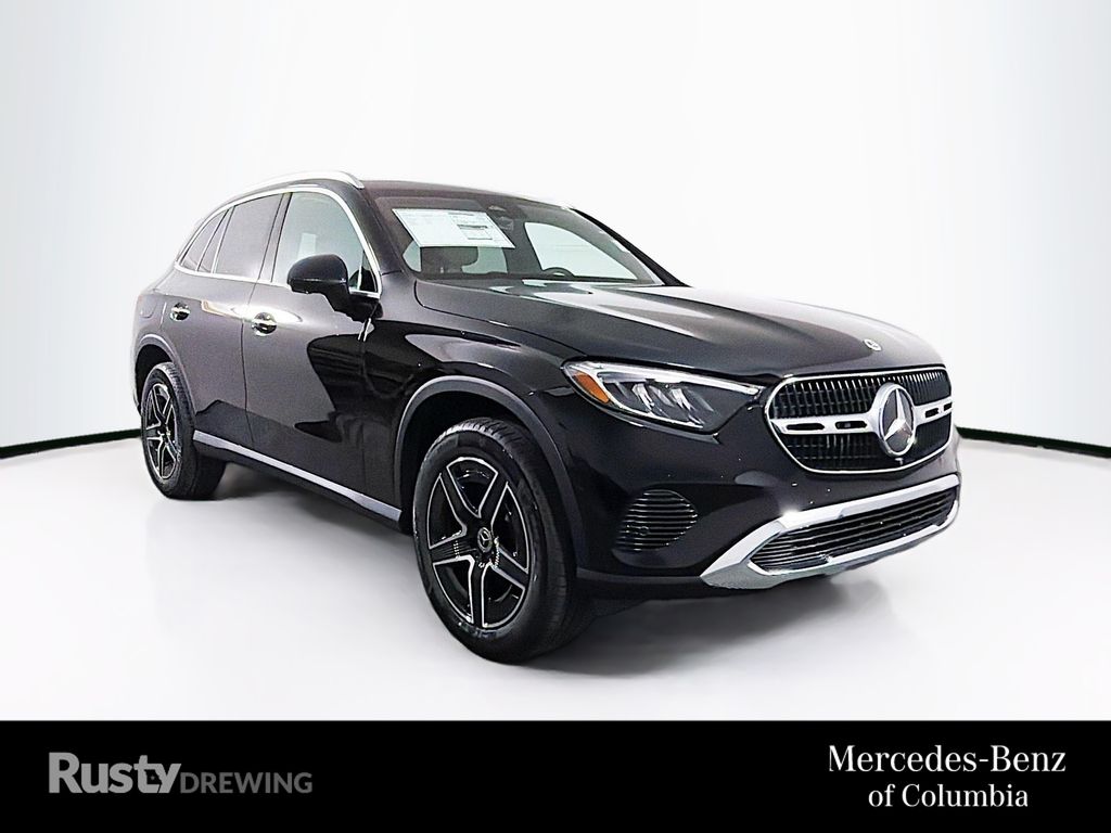 2026 Mercedes-Benz GLC GLC 300 4MATIC's photo