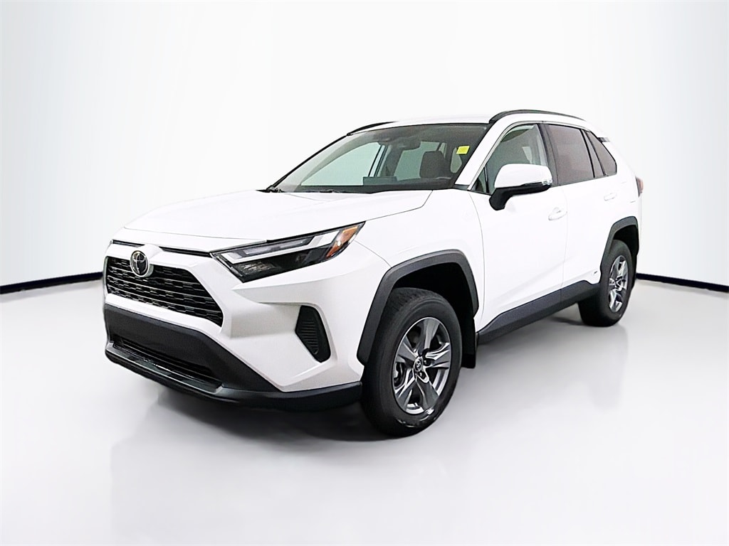 Used 2025 Toyota RAV4 Hybrid XLE SUV