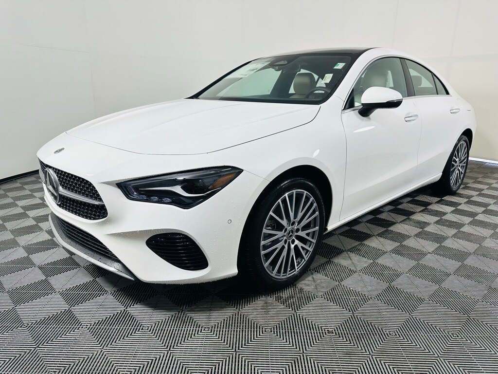 2025 Mercedes Benz CLA 250 4MATIC photo 3
