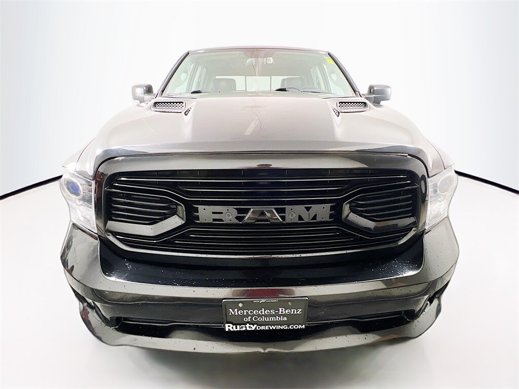 2018 Ram 1500 Sport photo 2