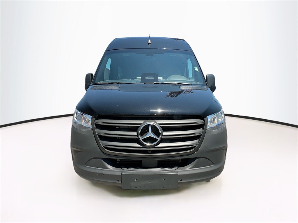 New 2025 Mercedes-Benz Sprinter 2500 Standard Roof 4-Cyl Diesel HO Van Passenger Van