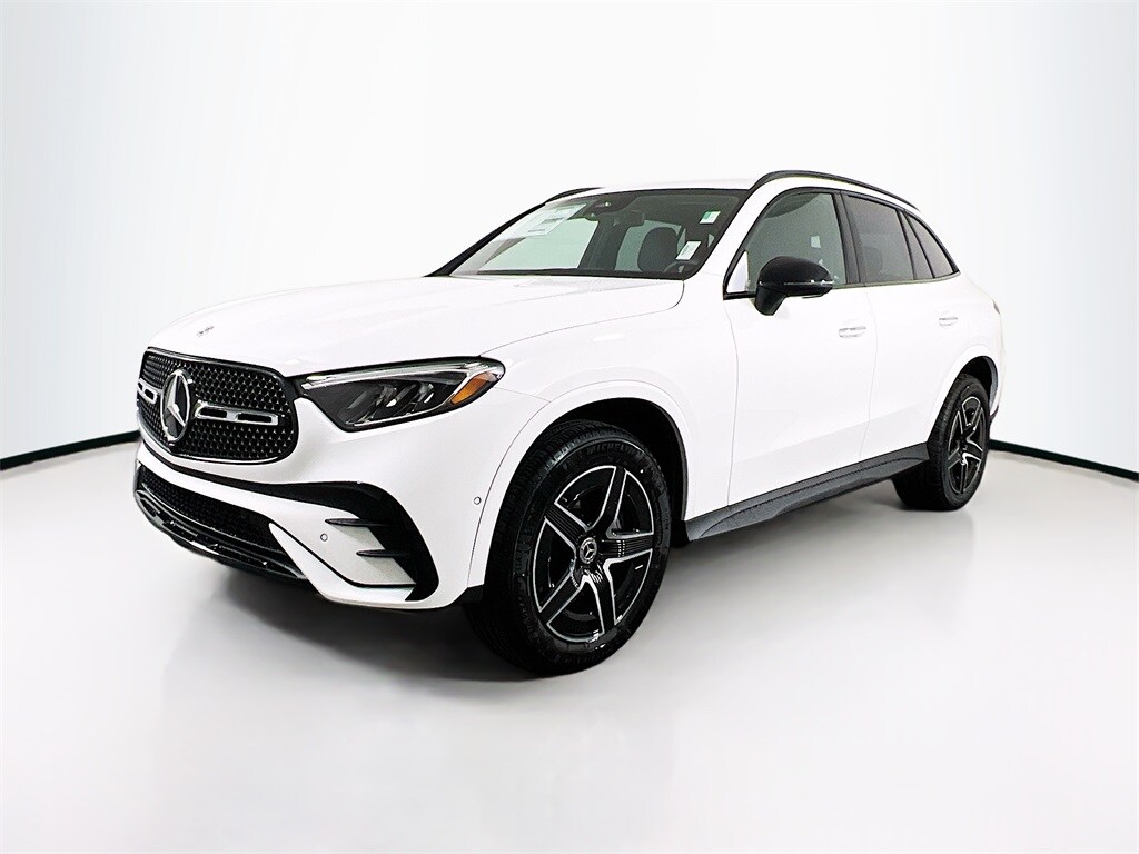 2025 Mercedes Benz GLC 300 4MATIC photo 3