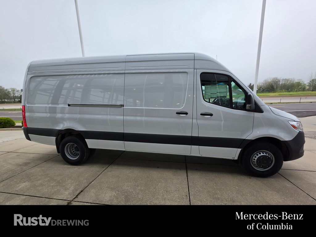 2026 Mercedes-Benz Sprinter 3500 170 WB HO High Roof's photo