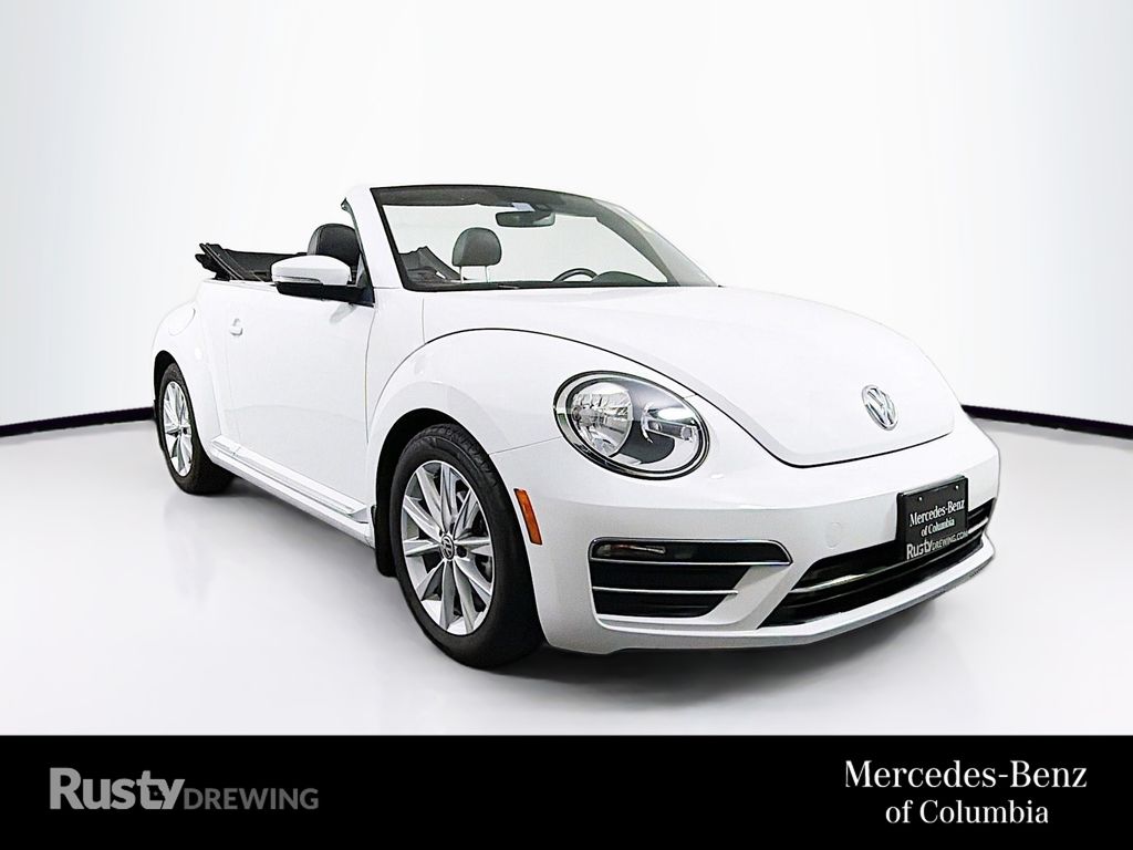 2019 Volkswagen Beetle 2.0T SE Convertible Auto's photo