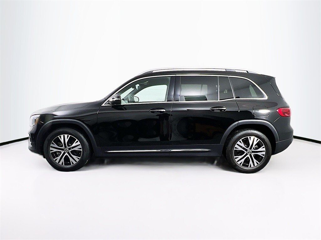 2024 Mercedes Benz GLB 250 photo 4