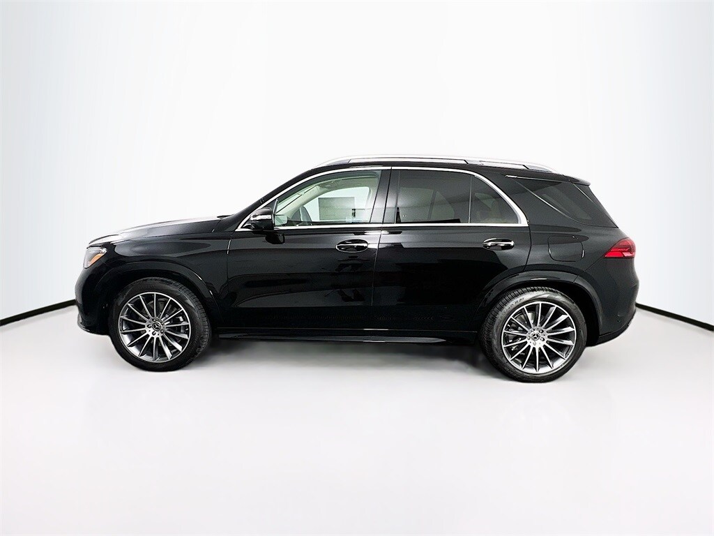 2026 Mercedes Benz GLE 450e 4MATIC photo 4