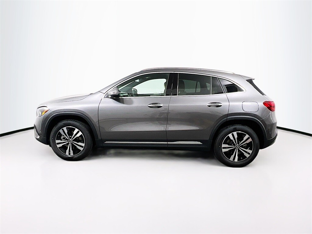 2026 Mercedes Benz GLA 250 4MATIC photo 4