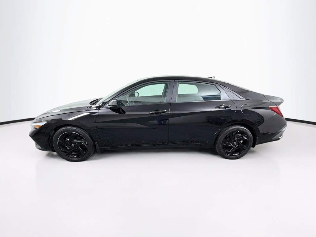 Used 2026 Hyundai Elantra SEL Sport Sedan