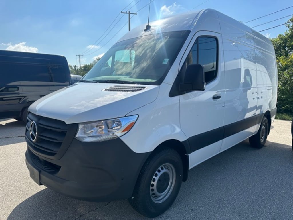 New 2023 Mercedes-Benz Sprinter 2500 Standard Roof 4-Cyl Diesel Van Cargo Van