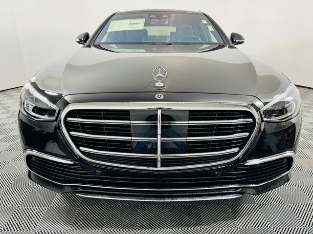 2024 Mercedes Benz S Maybach 450 580 photo 2