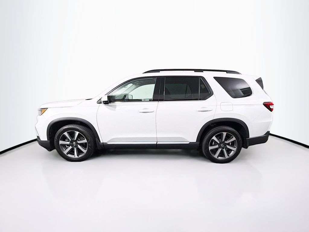 Used 2025 Honda Pilot Elite SUV