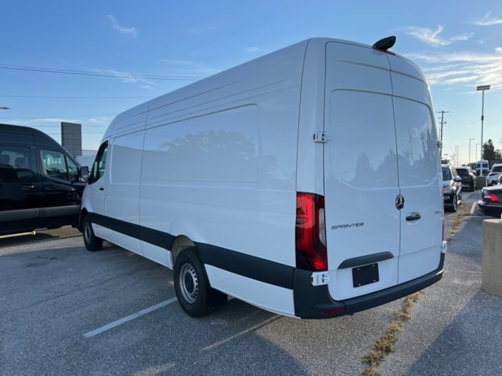 New 2025 Mercedes-Benz Sprinter 2500 High Roof 4-Cyl Diesel HO Van Extended Cargo Van