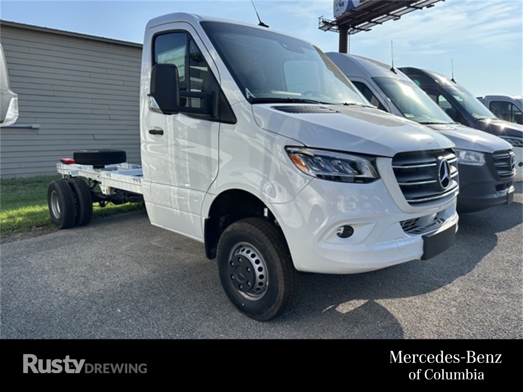 Used 2023 Mercedes-Benz Sprinter 3500XD Chassis Cab Chassis 170 WB Truck 170" WB 4WD