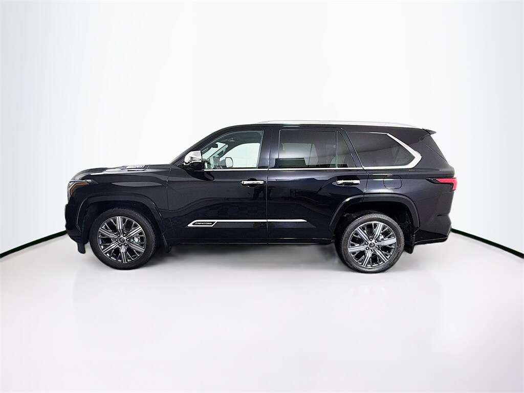 2024 Toyota Sequoia Capstone photo 2
