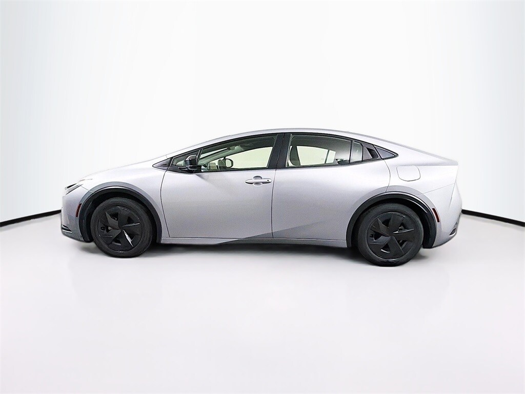 Used 2024 Toyota Prius LE Hatchback