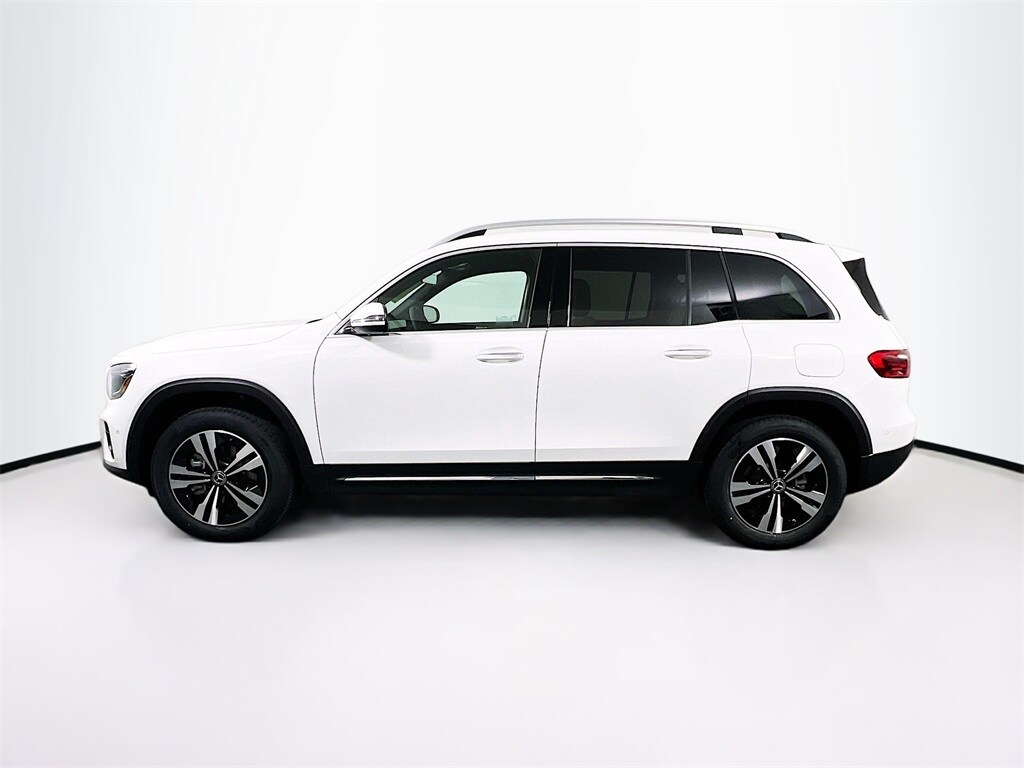 2025 Mercedes Benz GLB 250 4MATIC photo 4