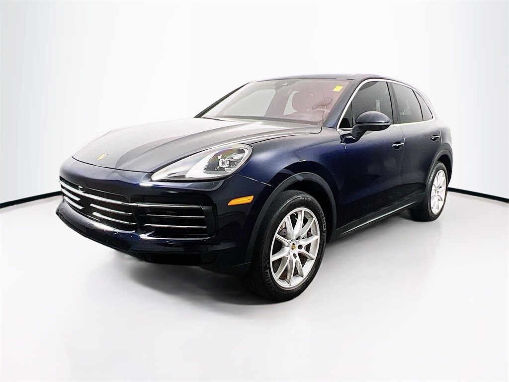 2021 Porsche Cayenne S photo 3