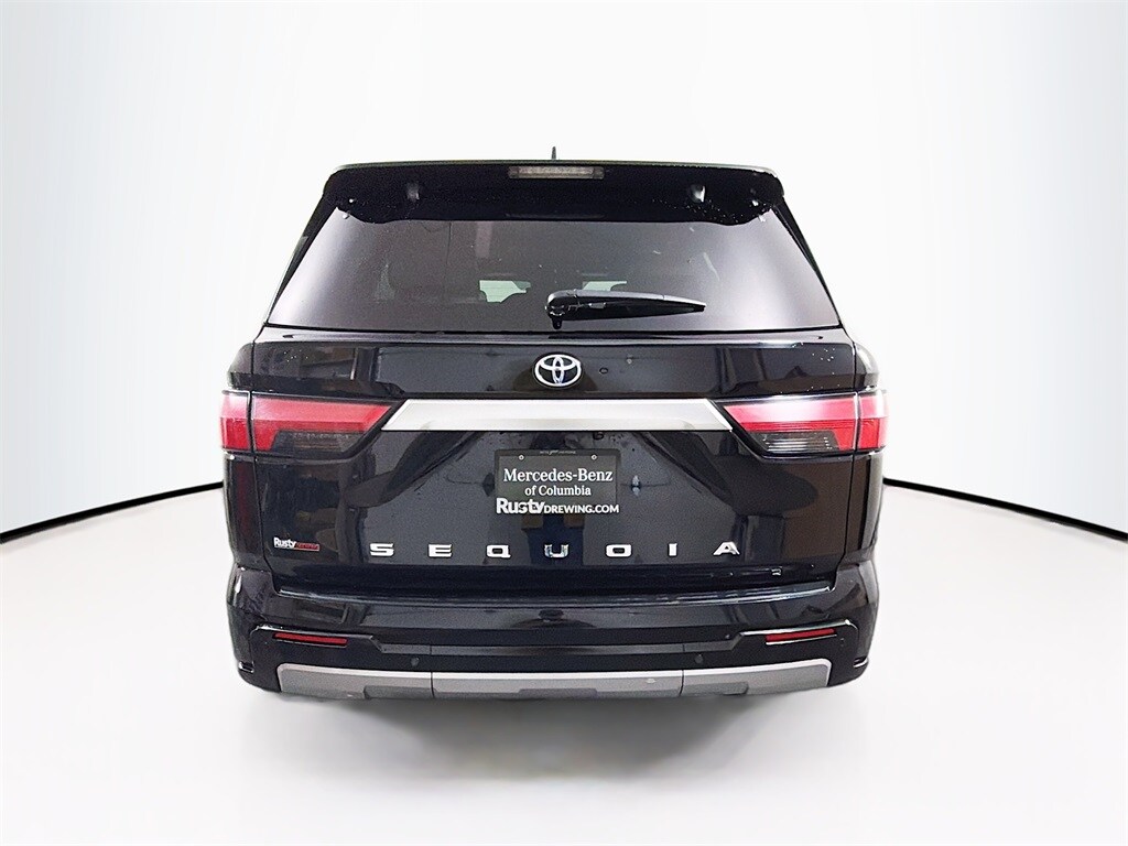 2024 Toyota Sequoia Capstone photo 4