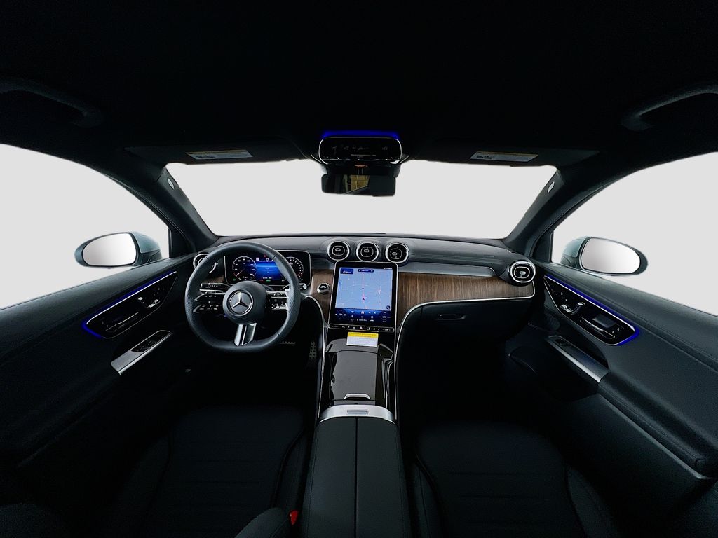 2025 Mercedes-Benz GLC Base - Photo 9