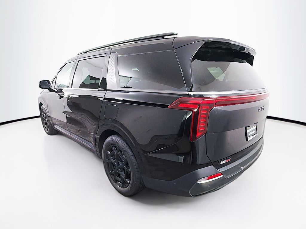 2025 Kia Carnival 5