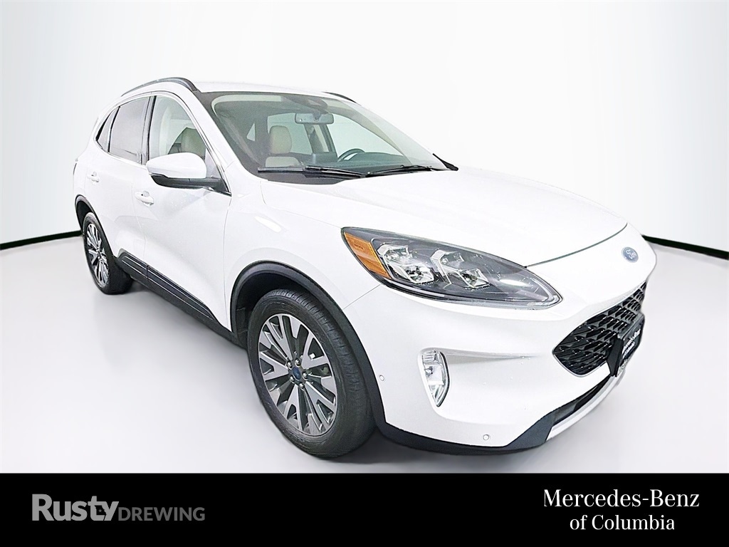 2020 Ford Escape Titanium's photo