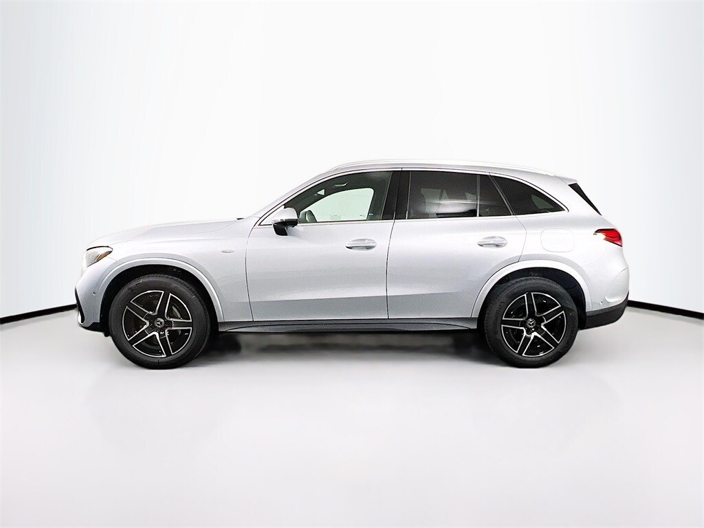 2025 Mercedes Benz GLC 350e 4MATIC photo 4