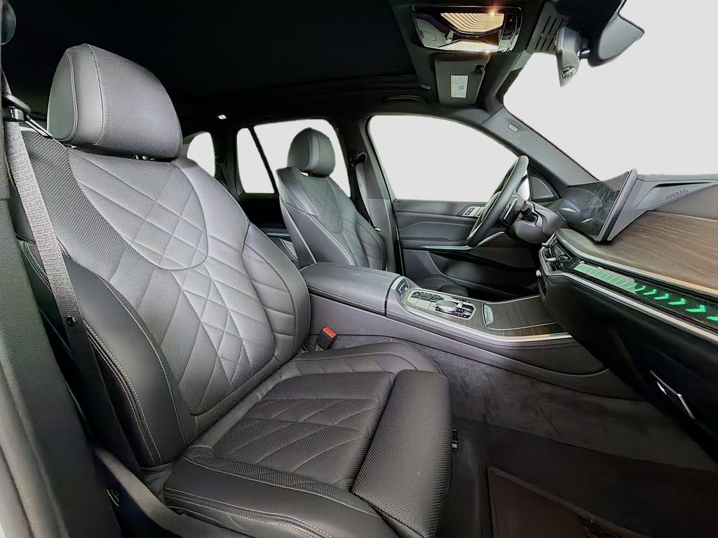 2025 BMW X5 31