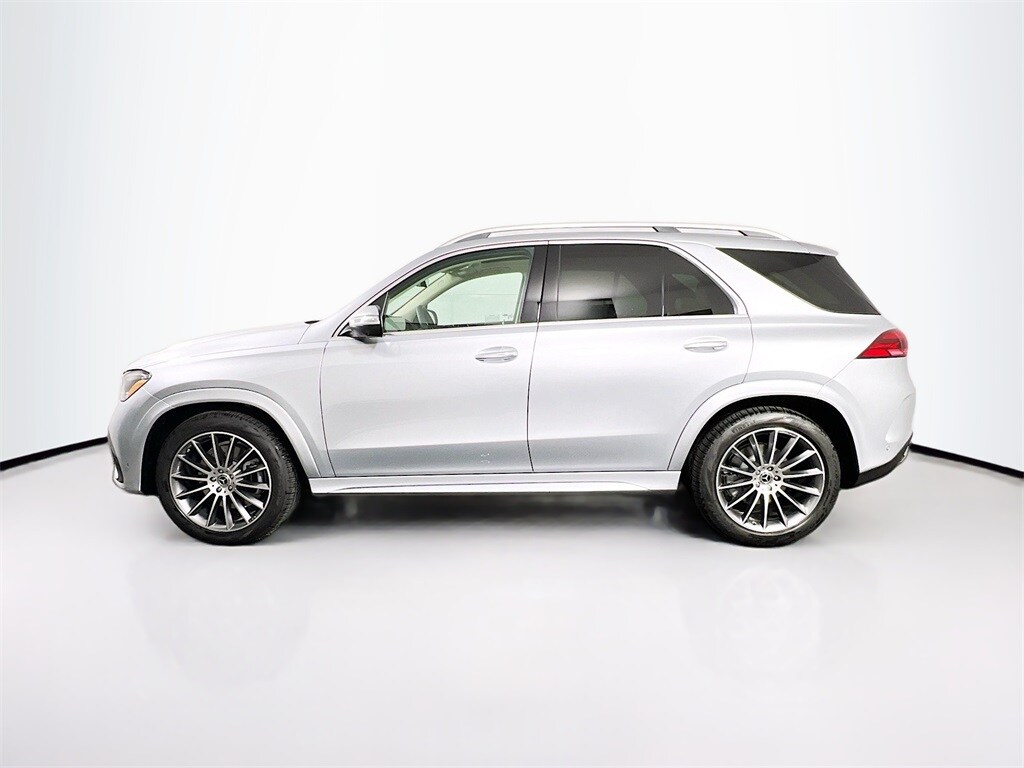 2026 Mercedes Benz GLE 450 4MATIC photo 2