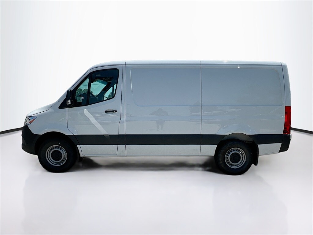 New 2025 Mercedes-Benz Sprinter 2500 Standard Roof 4-Cyl Diesel Van Cargo Van