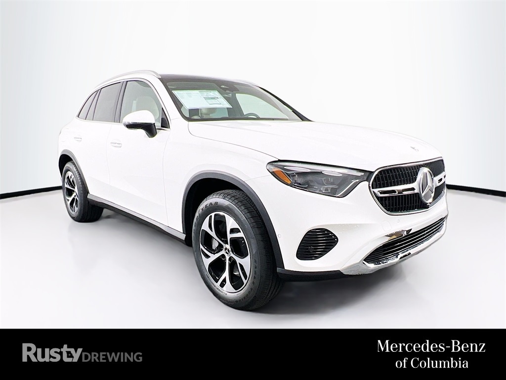 2026 Mercedes-Benz GLC Base's photo