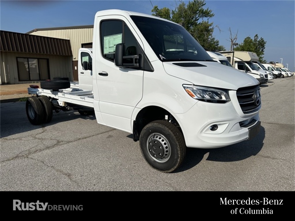 Used 2023 Mercedes-Benz Sprinter 3500XD Chassis Cab Chassis 170 WB Truck 170" WB 4WD