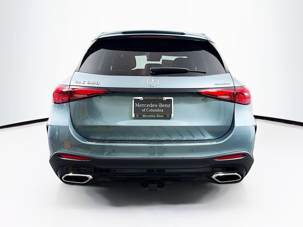 2026 Mercedes-Benz GLC 6