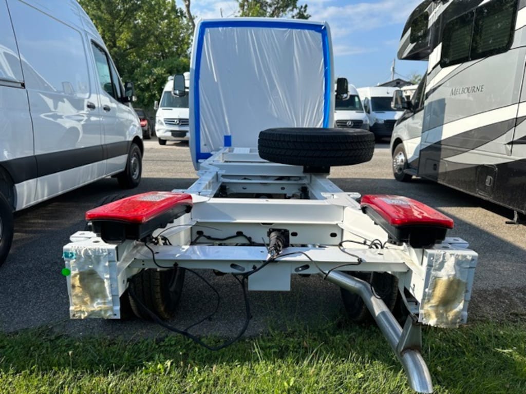 Used 2023 Mercedes-Benz Sprinter 3500XD Chassis Cab Chassis 170 WB Truck 170" WB 4WD