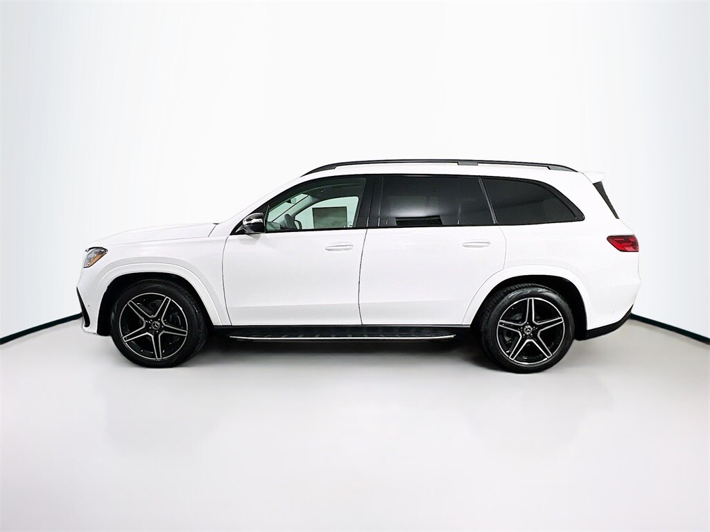 2025 Mercedes Benz GLS 450 4MATIC photo 4