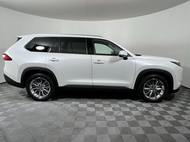 Used 2024 Toyota Grand Highlander Platinum with VIN 5TDAAAB59RS045898 for sale in Columbia, MO