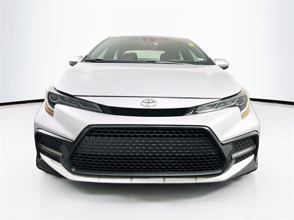 2020 Toyota Corolla SE photo 2