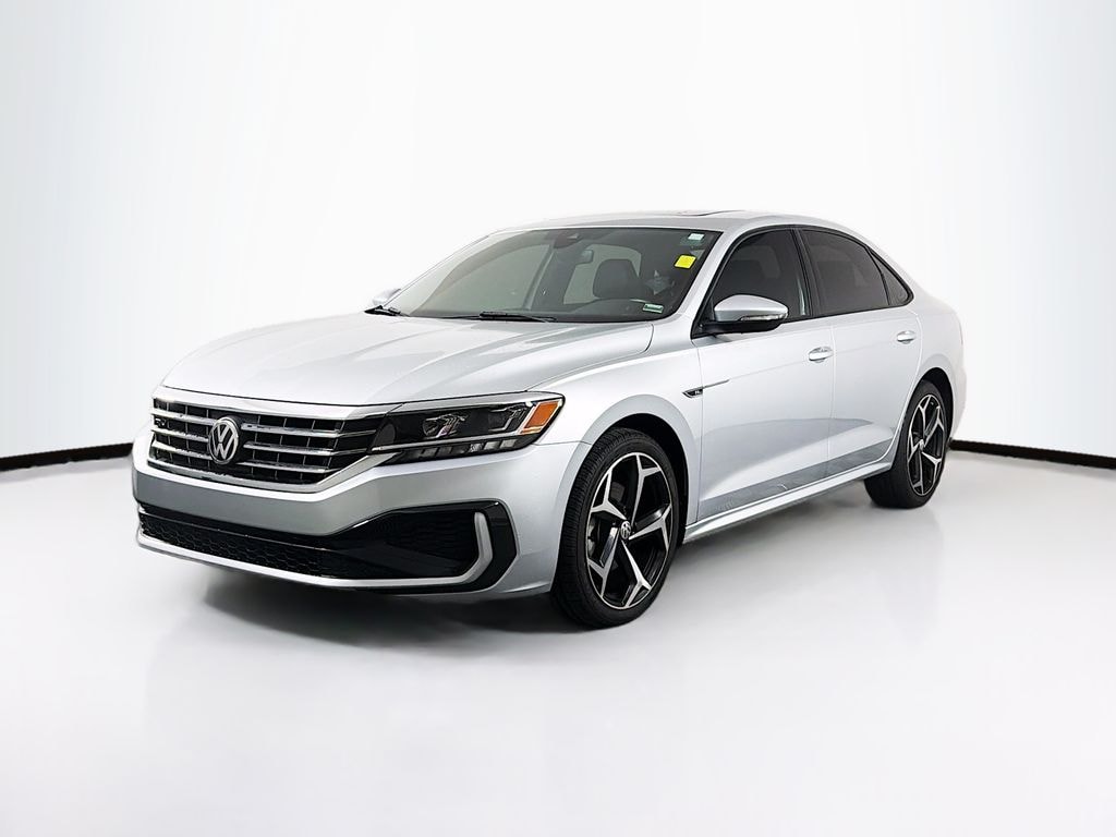 Used 2021 Volkswagen Passat 2.0T R-Line Sedan