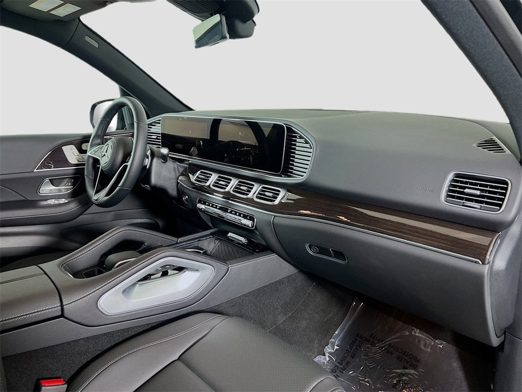 2025 Mercedes-Benz GLE GLE450E - Photo 31