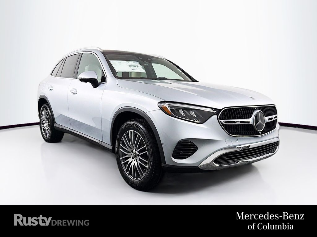 2026 Mercedes-Benz GLC GLC 300 4MATIC's photo