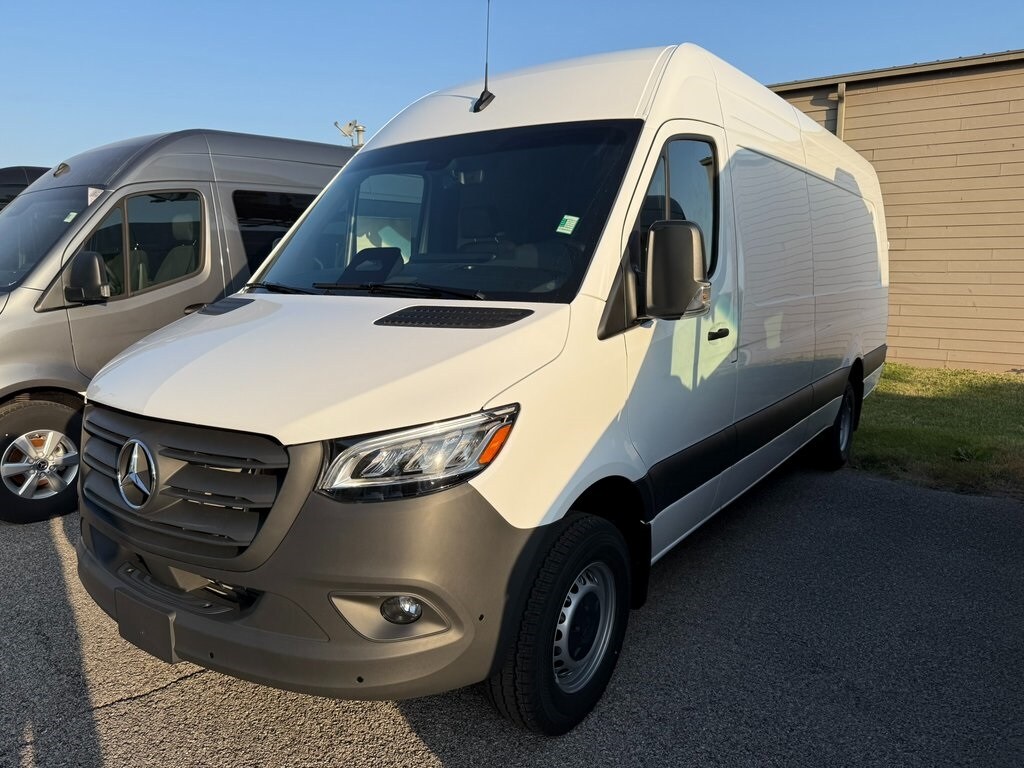 New 2025 Mercedes-Benz Sprinter 3500XD High Roof 4-Cyl Diesel HO Van Extended Cargo Van