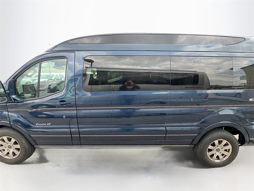 2020 Ford Transit photo 4