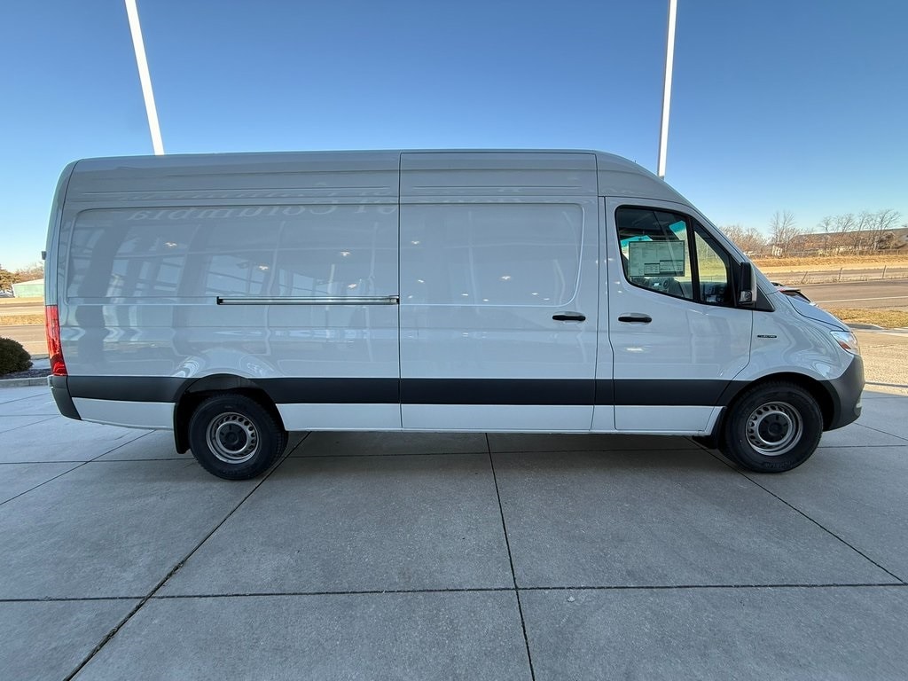 New 2024 Mercedes-Benz eSprinter 2500 High Roof Van Cargo Van