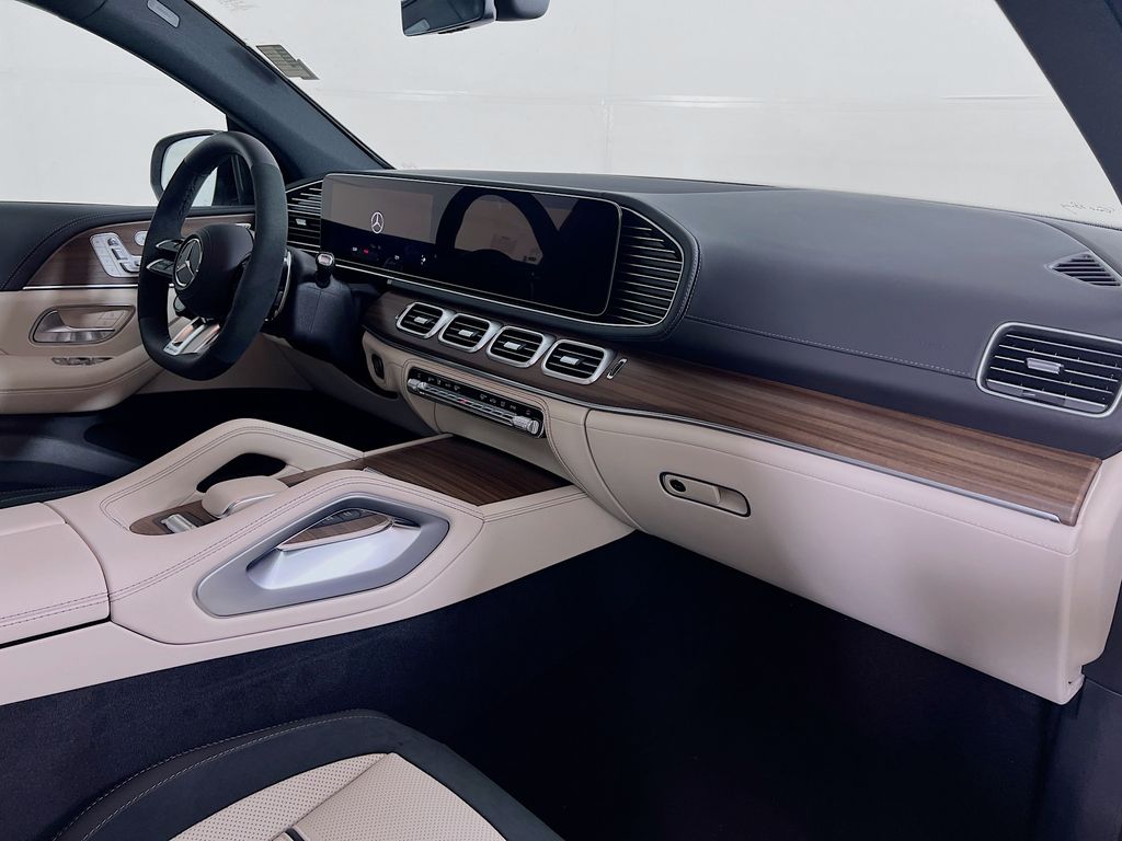 2025 Mercedes-Benz GLE Coupe GLE 53 AMG - Photo 31