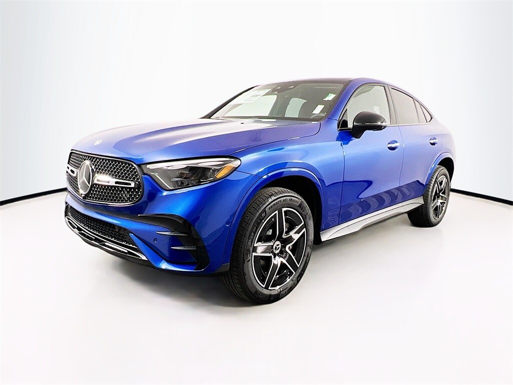 2025 Mercedes Benz GLC 300 4MATIC photo 3