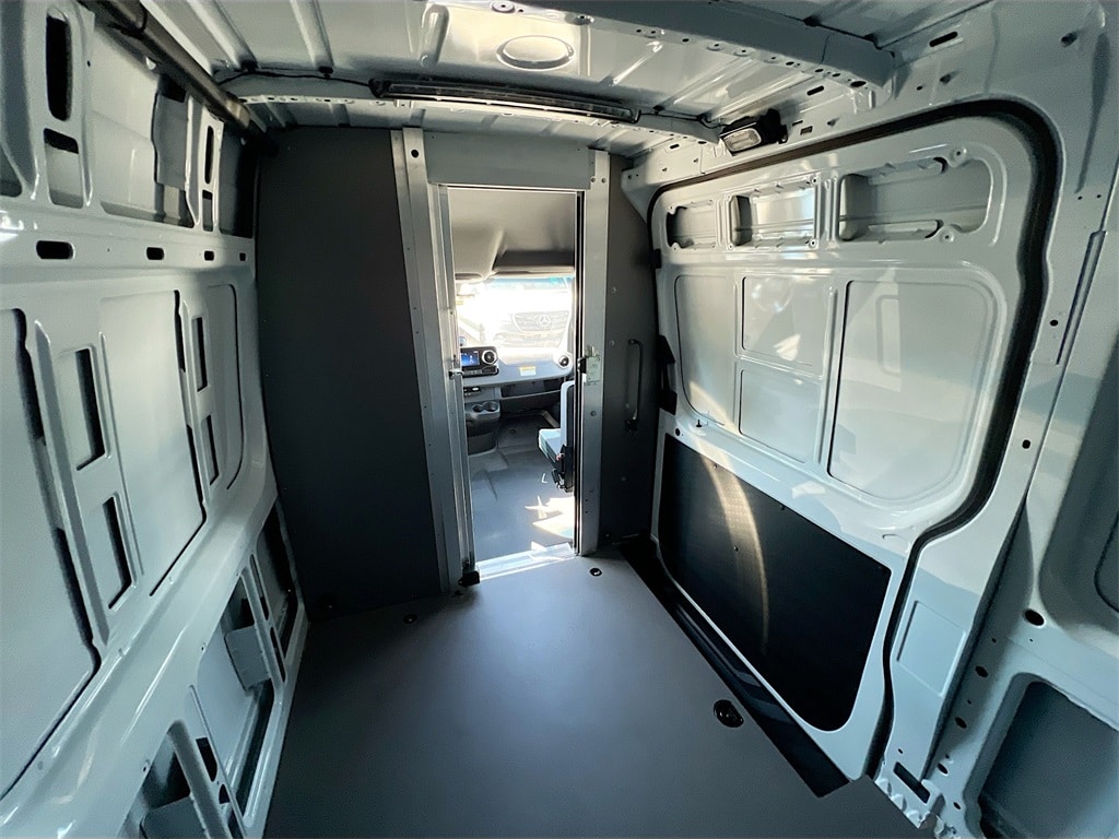 2026 Mercedes-Benz Sprinter Cargo Van Base - Photo 30