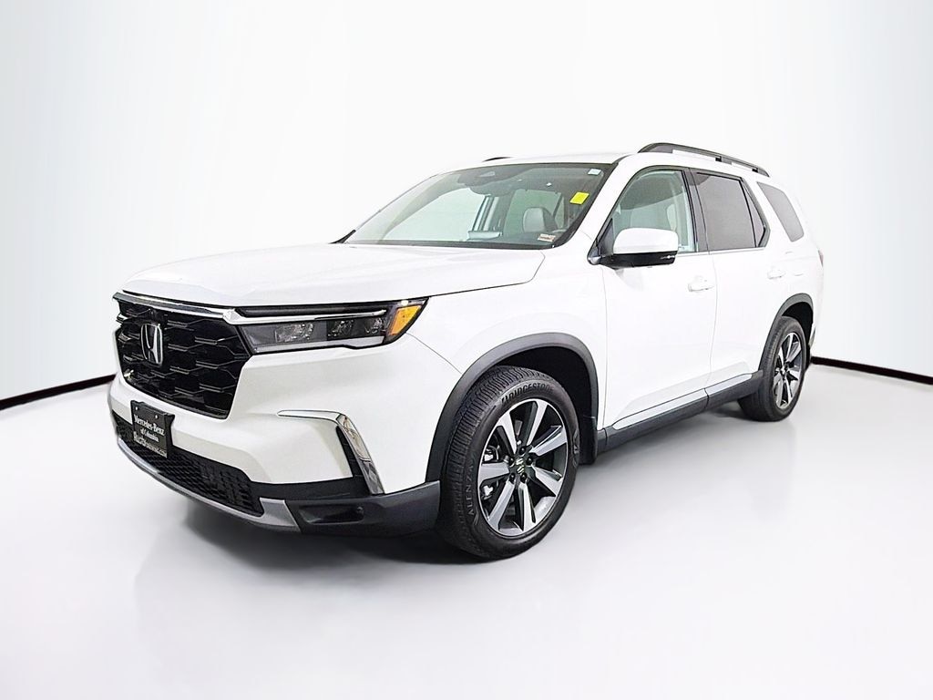 Used 2025 Honda Pilot Elite SUV
